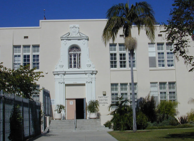 Carthay Center School pic